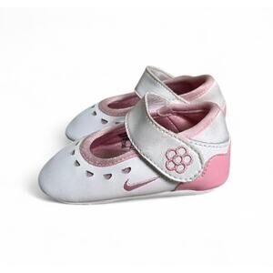 Vintage Nike Baby Girl Soft Mary Jane Shoes Pink White Embroidered Size 3C